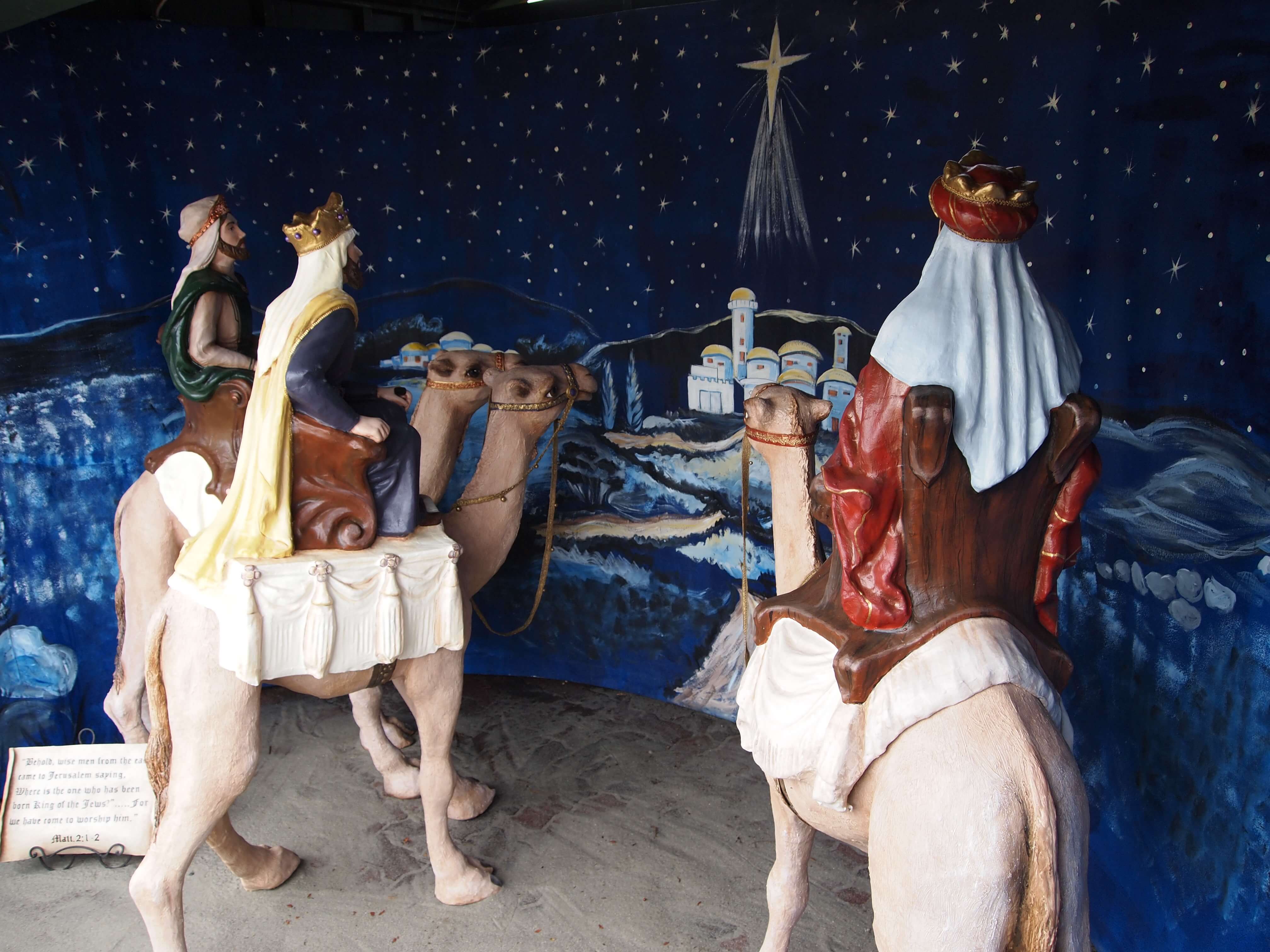 5-WiseMen2.JPG